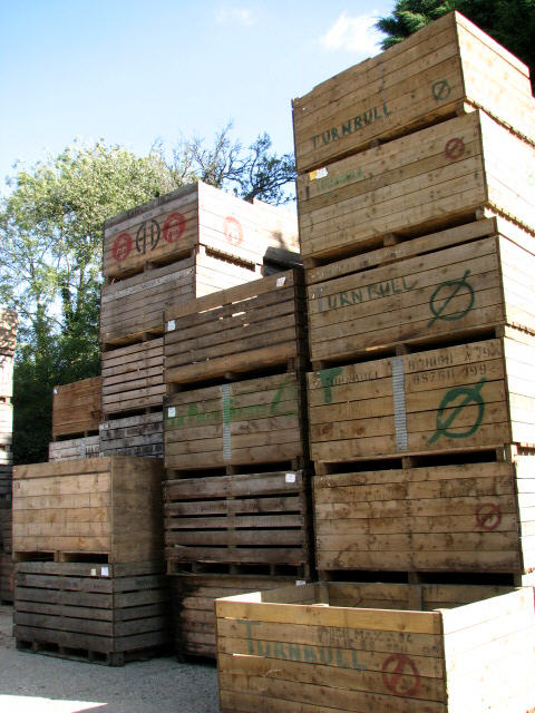 different types of wooden crates